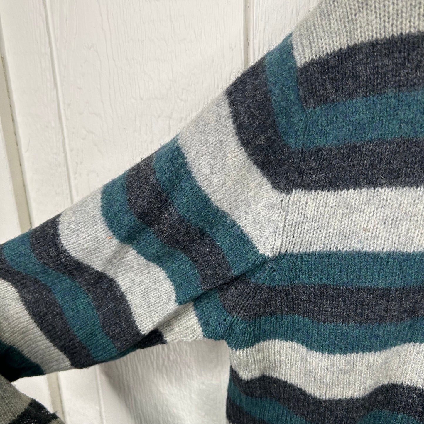 Vintage 90's Striped Wool Sweater (L)