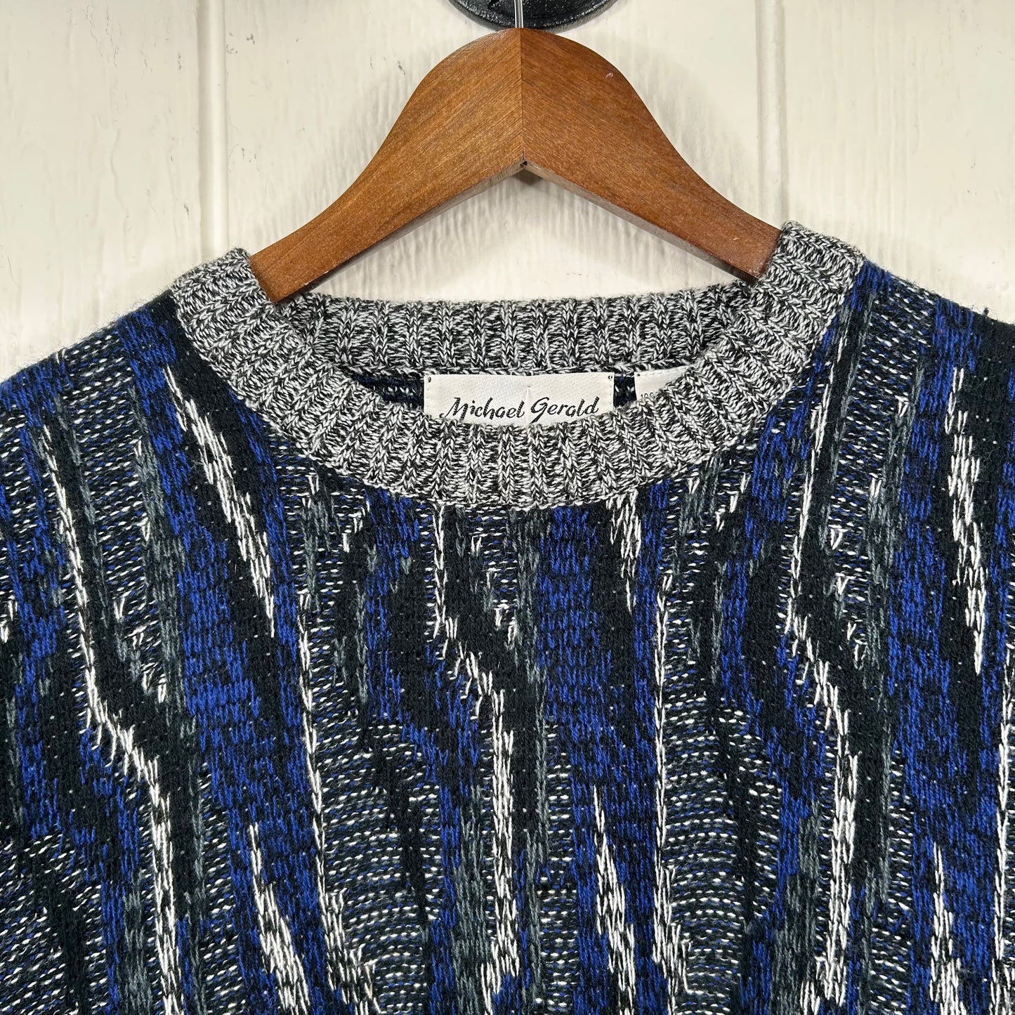 Vintage 90's Navy & Black Coogi Style Sweater (XL)