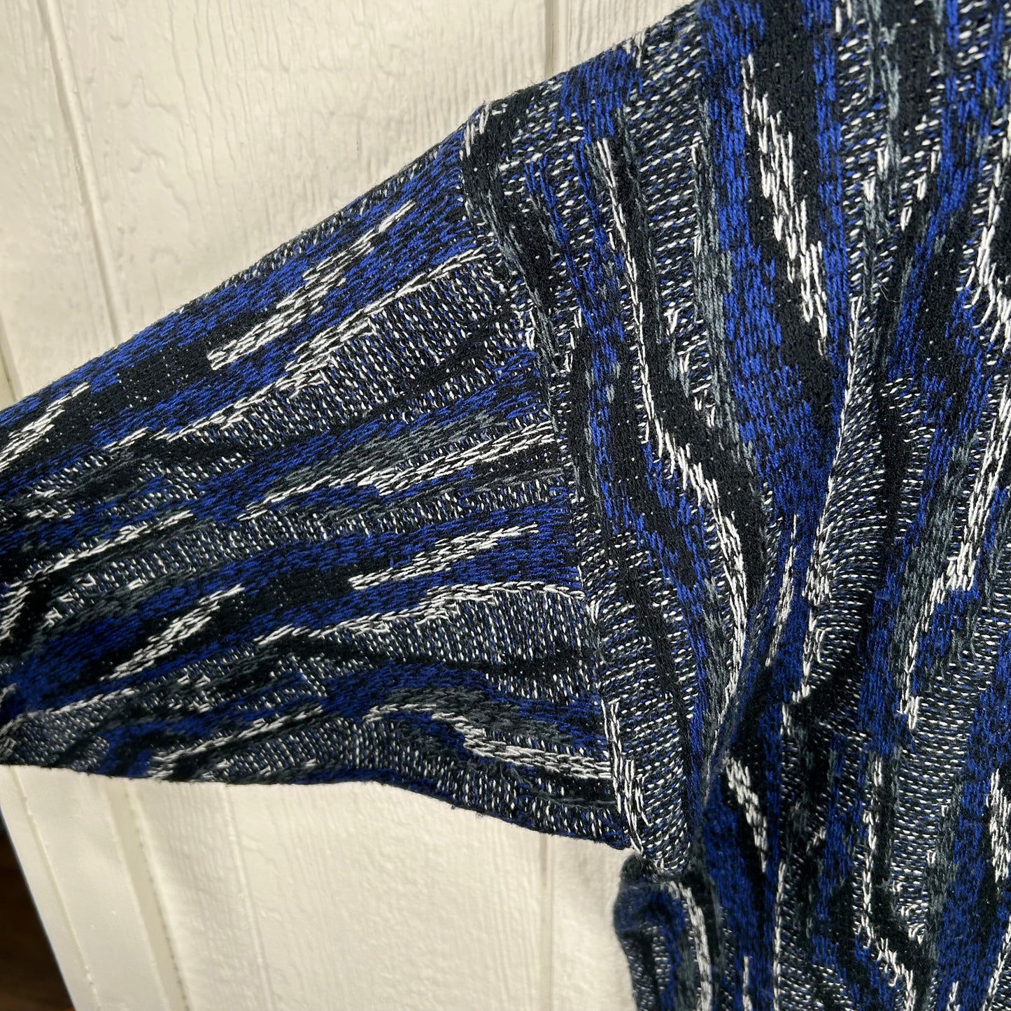 Vintage 90's Navy & Black Coogi Style Sweater (XL)
