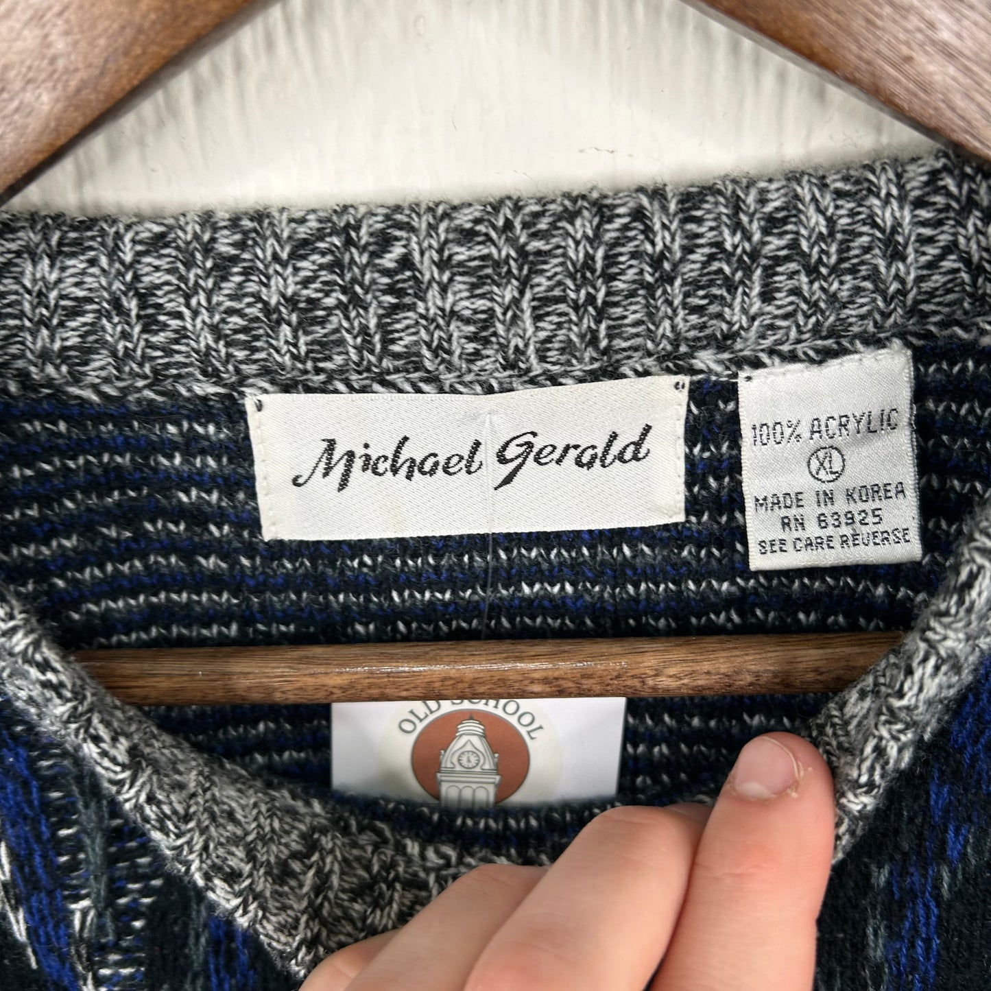 Vintage 90's Navy & Black Coogi Style Sweater (XL)