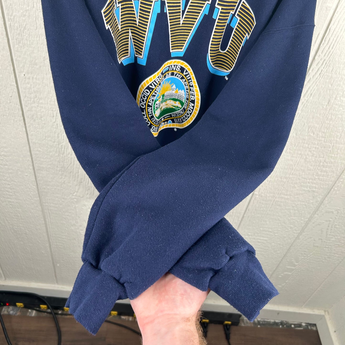 Vintage 90's WVU College Seal Graphic Crewneck (L)
