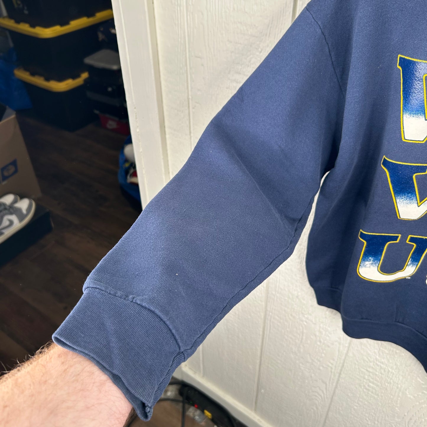 Vintage 90's WVU Mountaineers Spellout Graphic Crewneck (L)