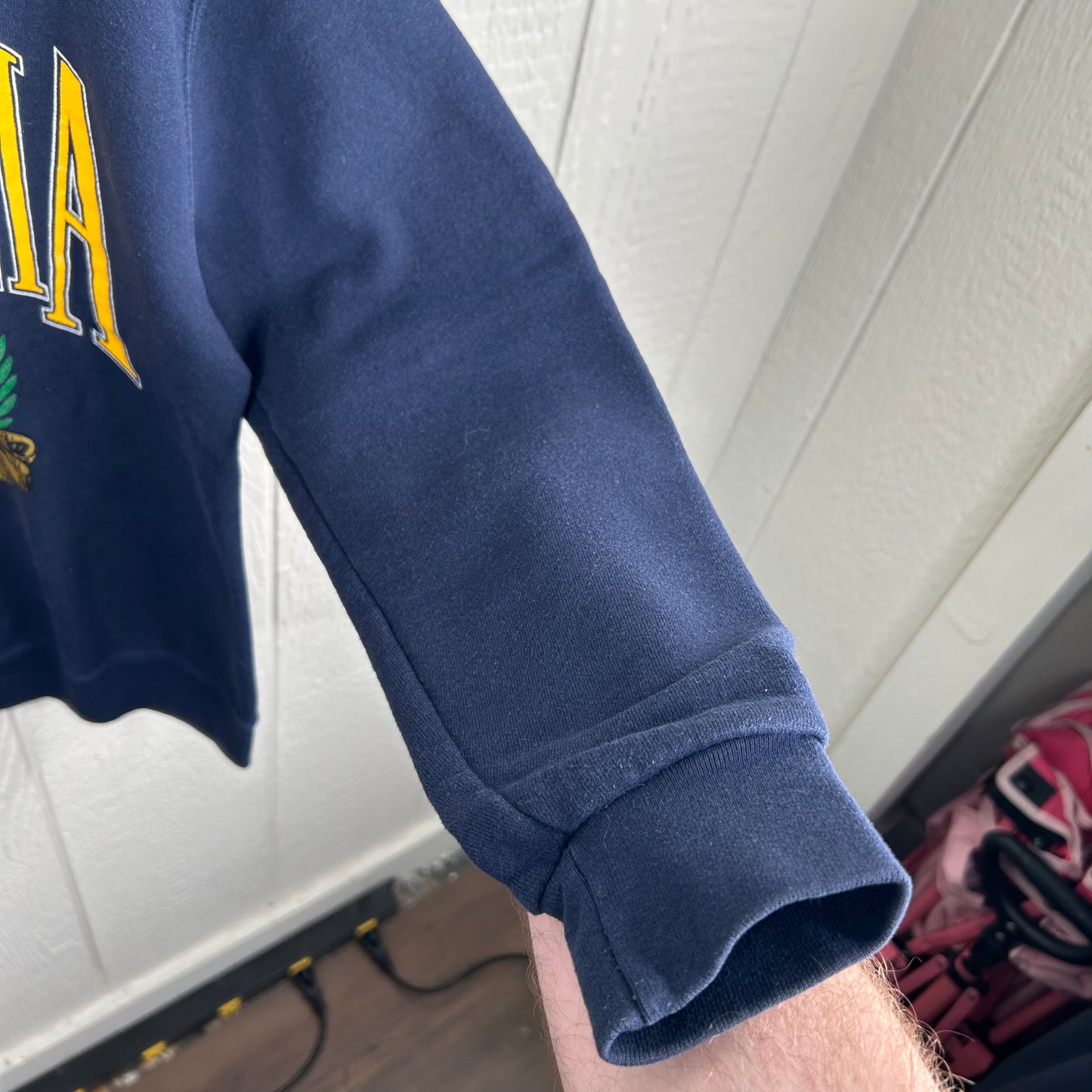 Vintage 90's West Virginia University Mountaineers Graphic Crewneck (M)