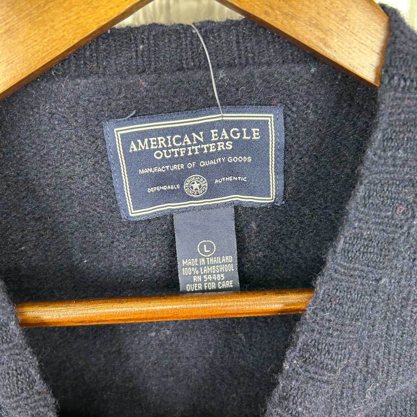 Vintage 90's American Eagle Outfitters Navy Striped Wool Sweater (L)