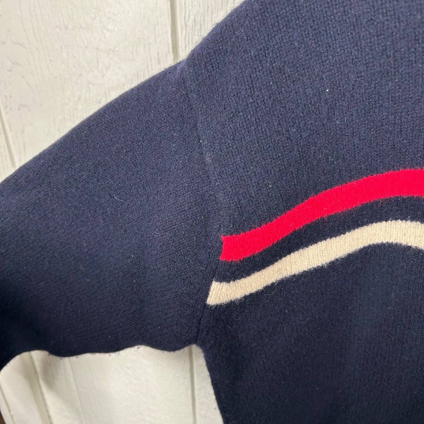 Vintage 90's American Eagle Outfitters Navy Striped Wool Sweater (L)