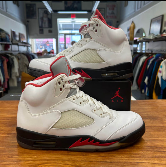 Size 10.5 - Jordan 5 Fire Red