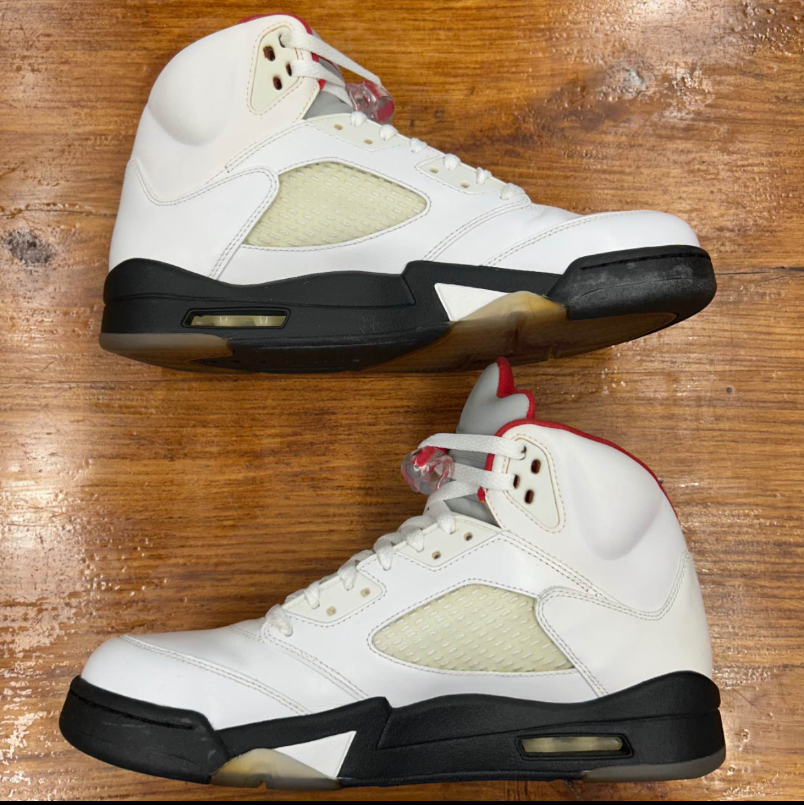 Size 10.5 - Jordan 5 Fire Red