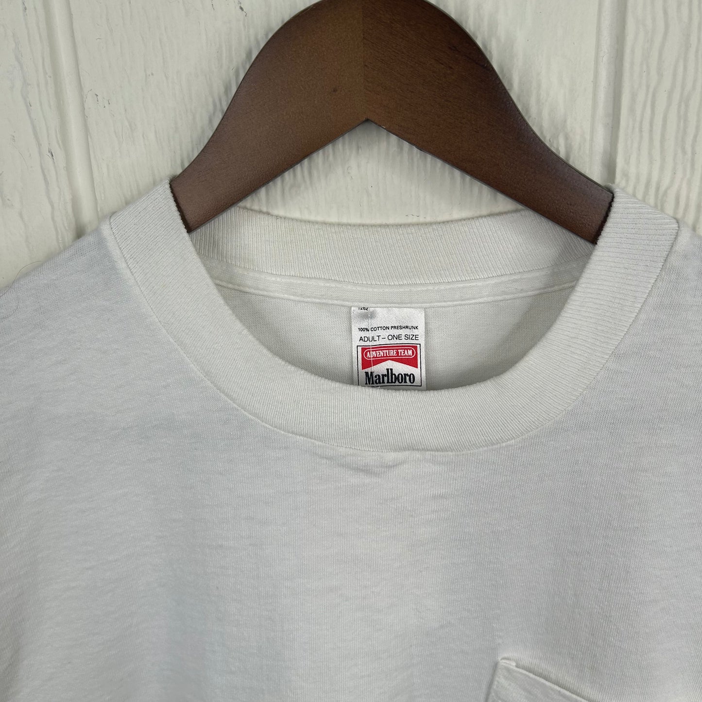 Vintage 90's Marlboro White Water Rafting Graphic Tee (XL)