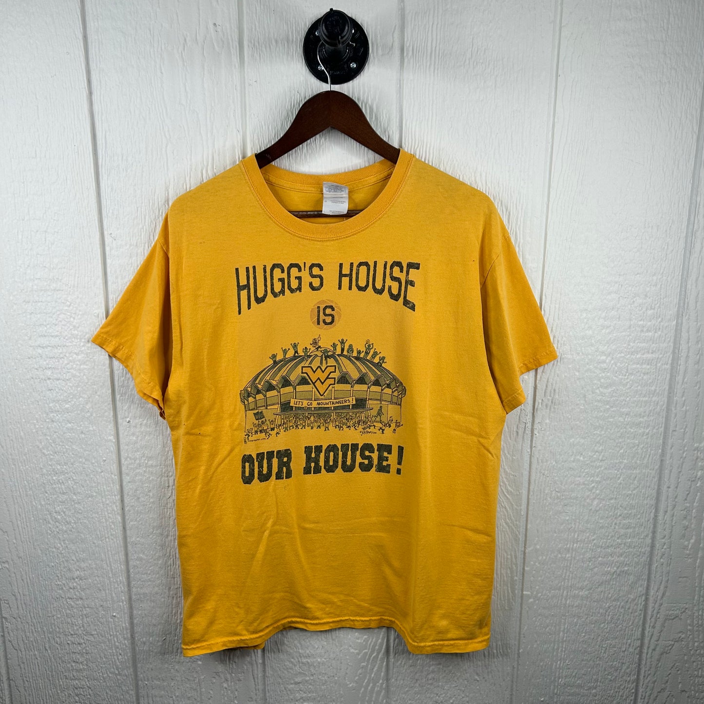 Y2K WVU Basketball "Huggs House is Our House" Tee (L)