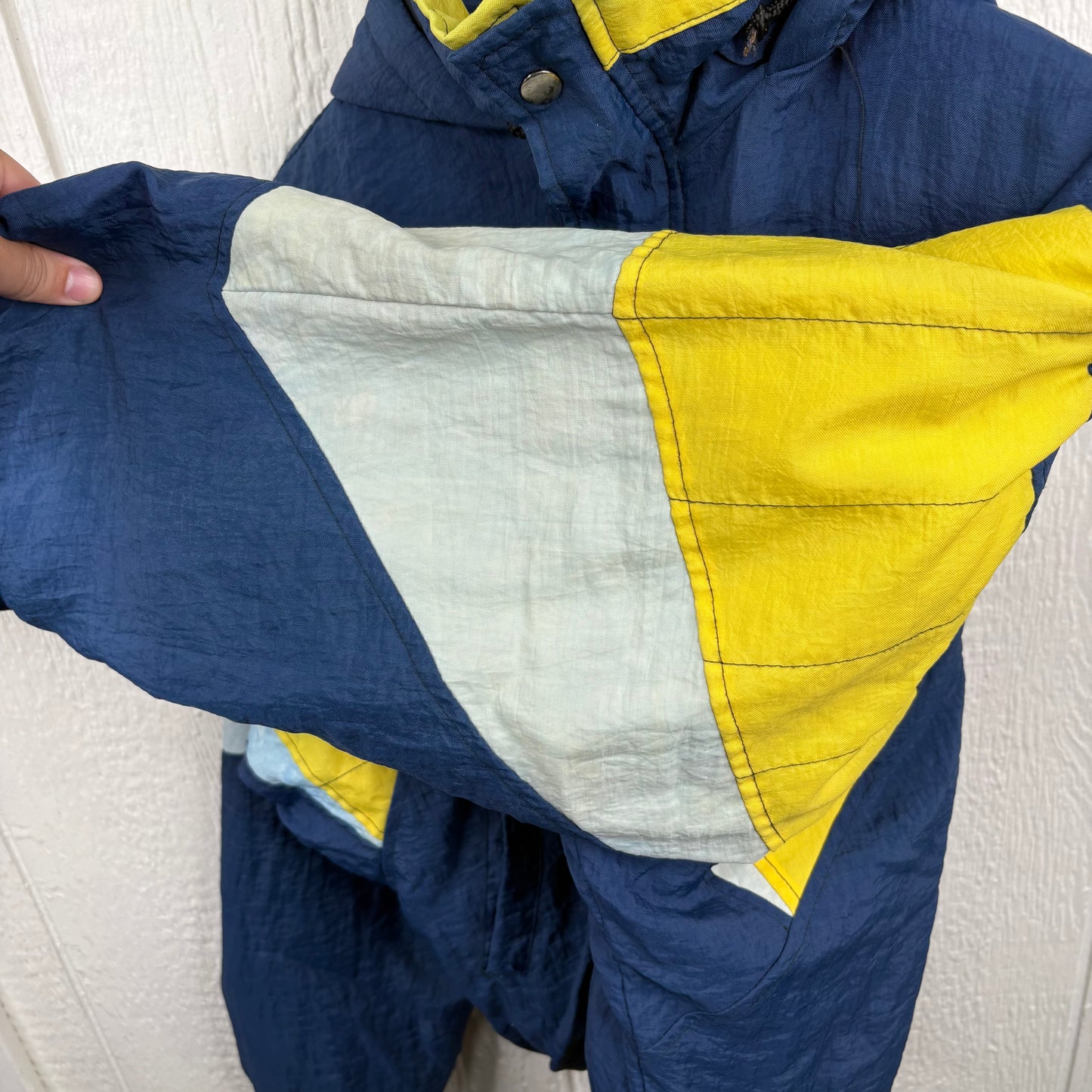 Vintage 90's "Steve" Starter WVU Puffer Jacket (M)