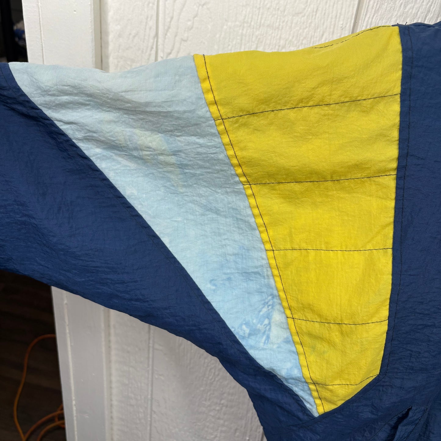 Vintage 90's "Steve" Starter WVU Puffer Jacket (M)