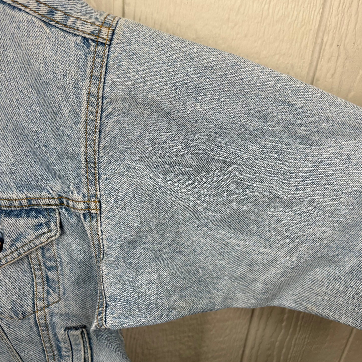 Vintage 90's Levi's Light Wash Denim Jacket (S)