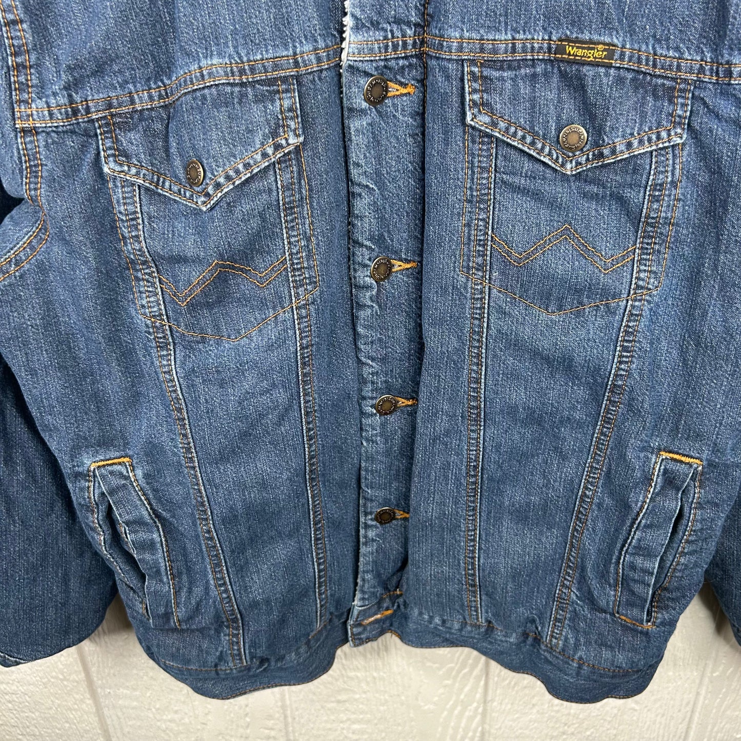 Vintage 90's Wrangler Sherpa Lined Denim Jacket (M)