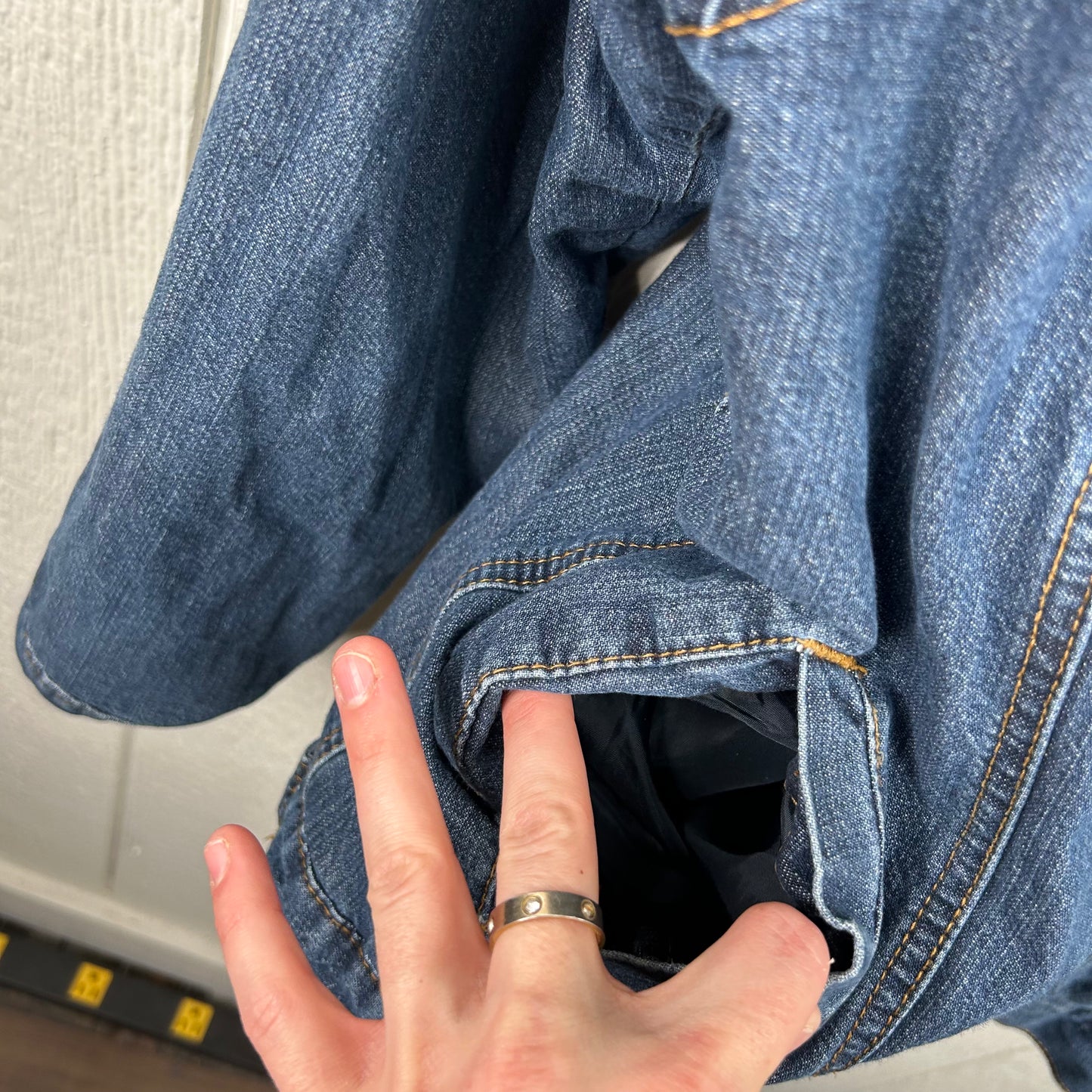 Vintage 90's Wrangler Sherpa Lined Denim Jacket (M)