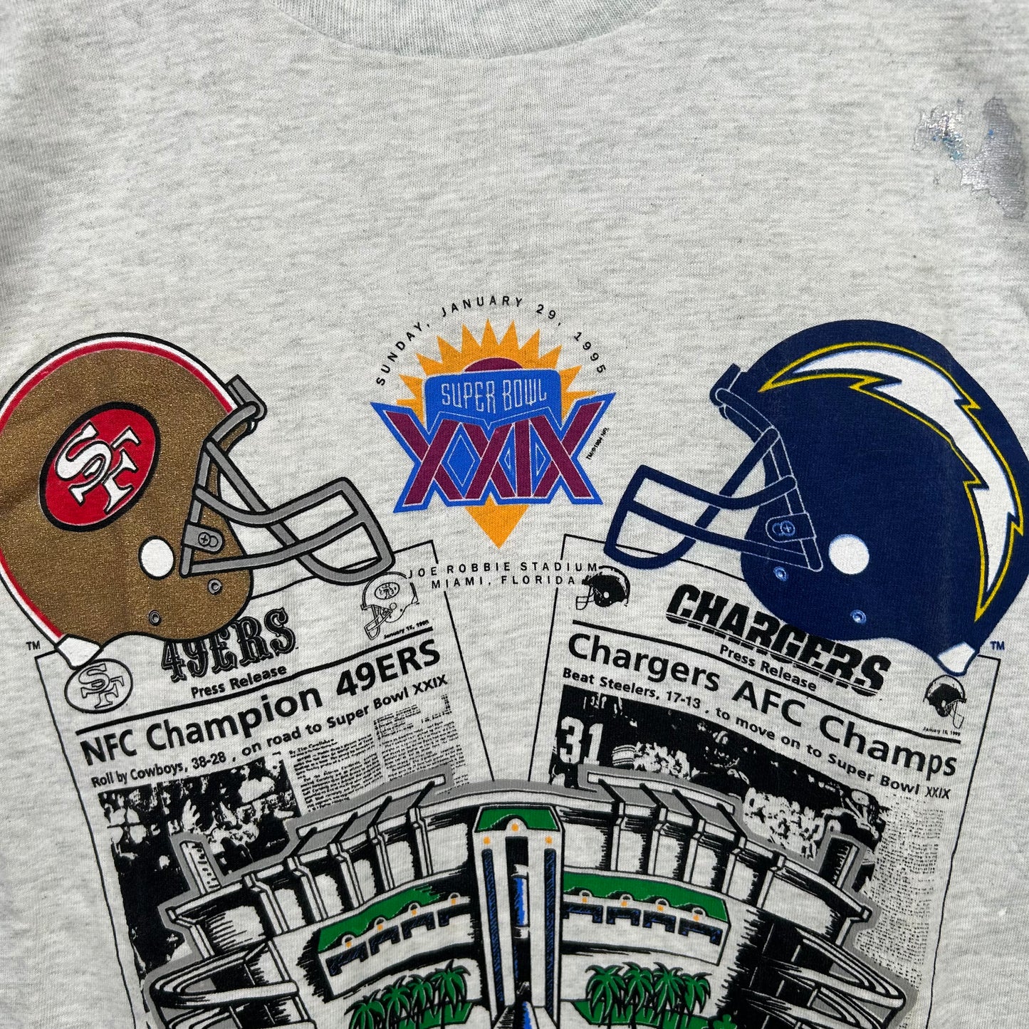 Vintage 1995 Super Bowl XXIX 49ers vs. Chargers Graphic Tee (M)