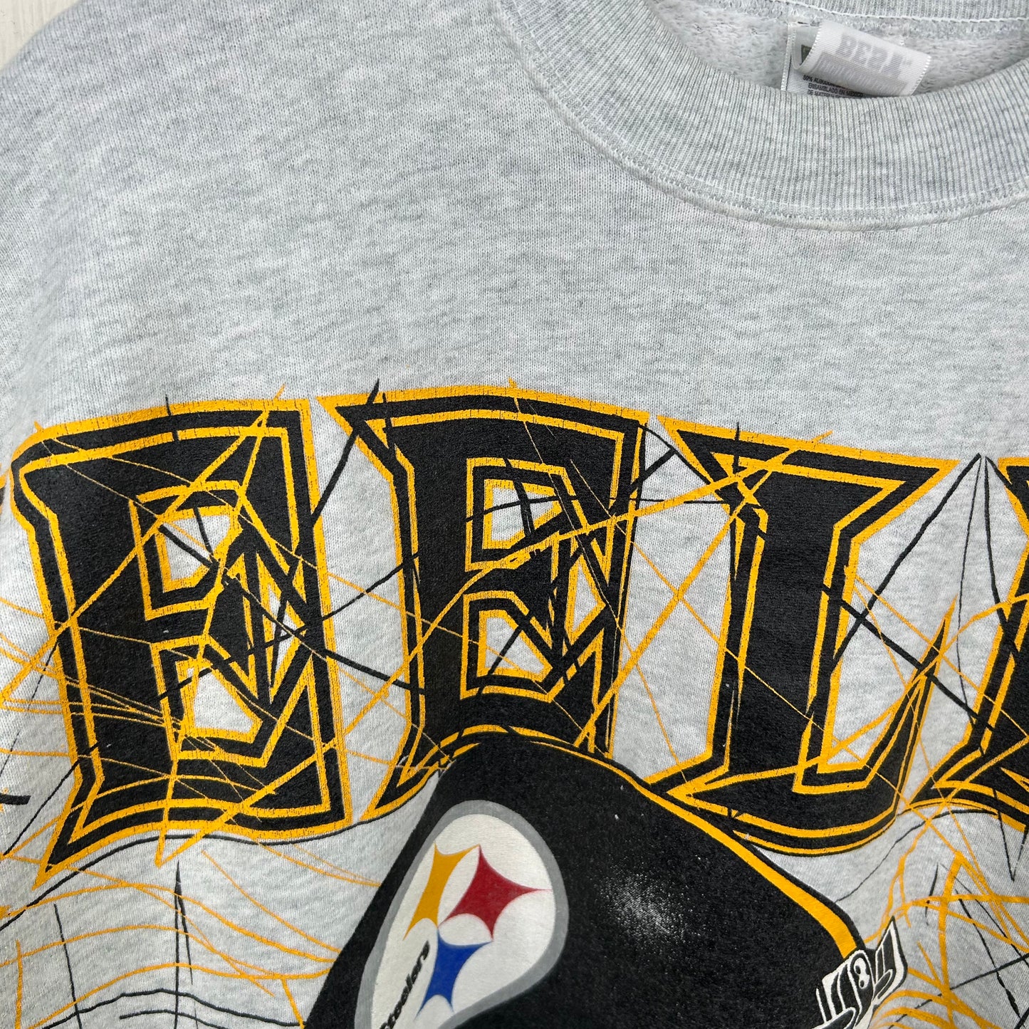 Vintage 90's Pittsburgh Steelers Laser Graphic Spell Out Crewneck (XL)