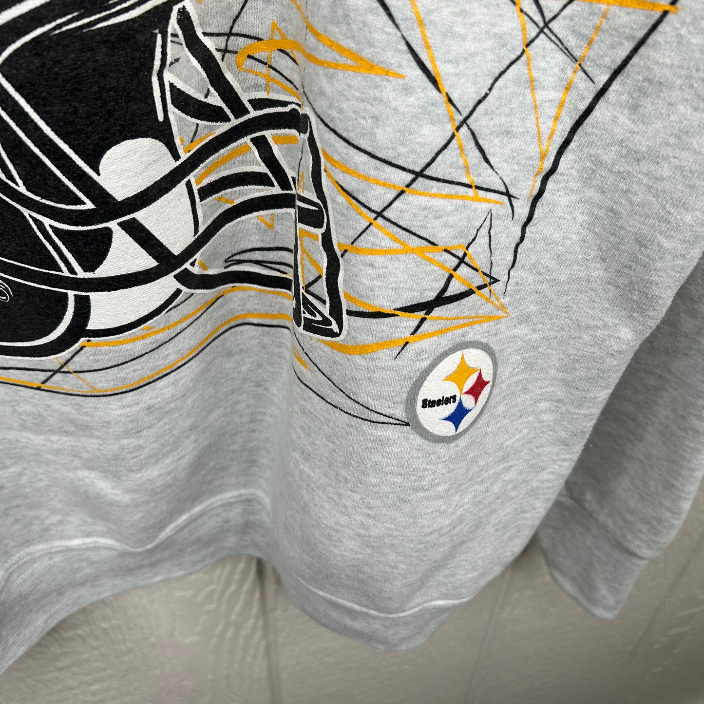 Vintage 90's Pittsburgh Steelers Laser Graphic Spell Out Crewneck (XL)