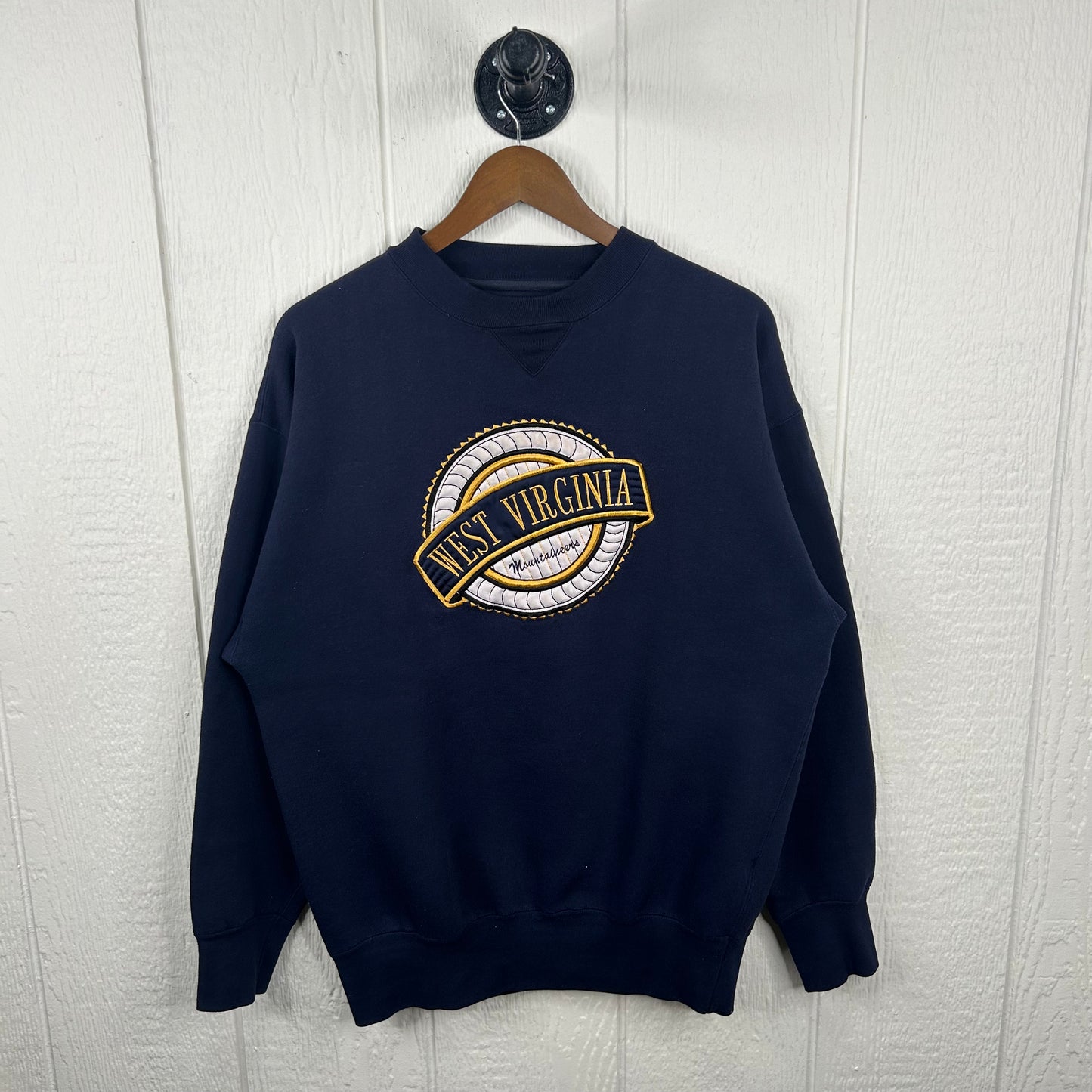 Vintage 90's Embroidered West Virginia Mountaineers Navy Crewneck (L)