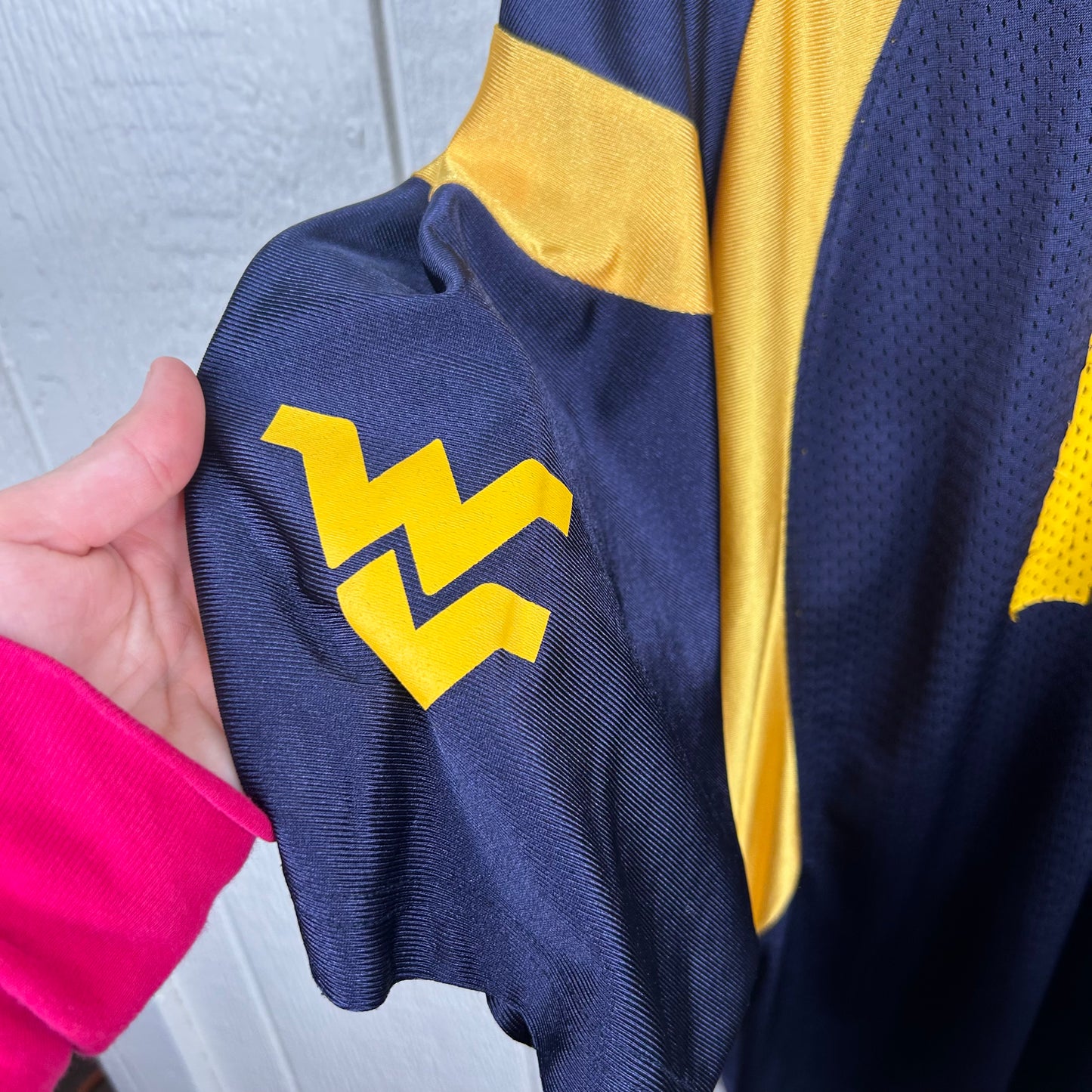 Y2K WVU Mountaineers Steve Slayton Number 10 Nike Football Jersey (L)