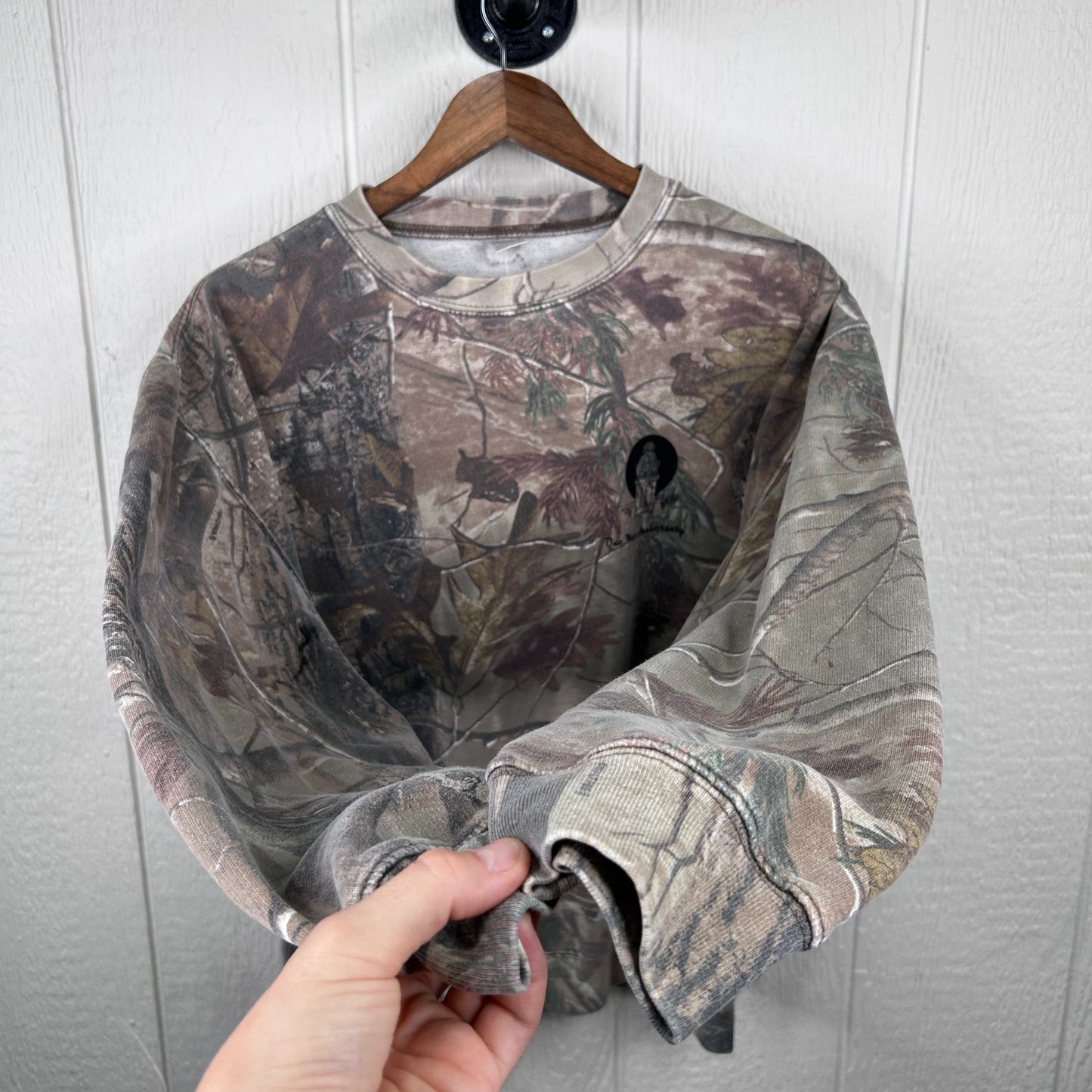 Vintage Faded Camo Old School Screen Printed Crewneck (L)