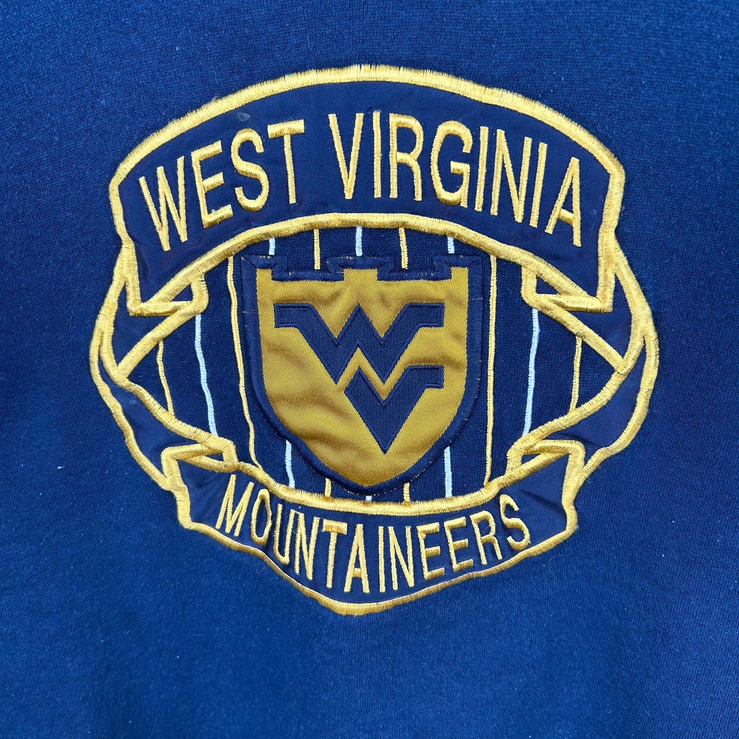 Vintage 90's Embroidered West Virginia Mountaineers Crewneck (XL)