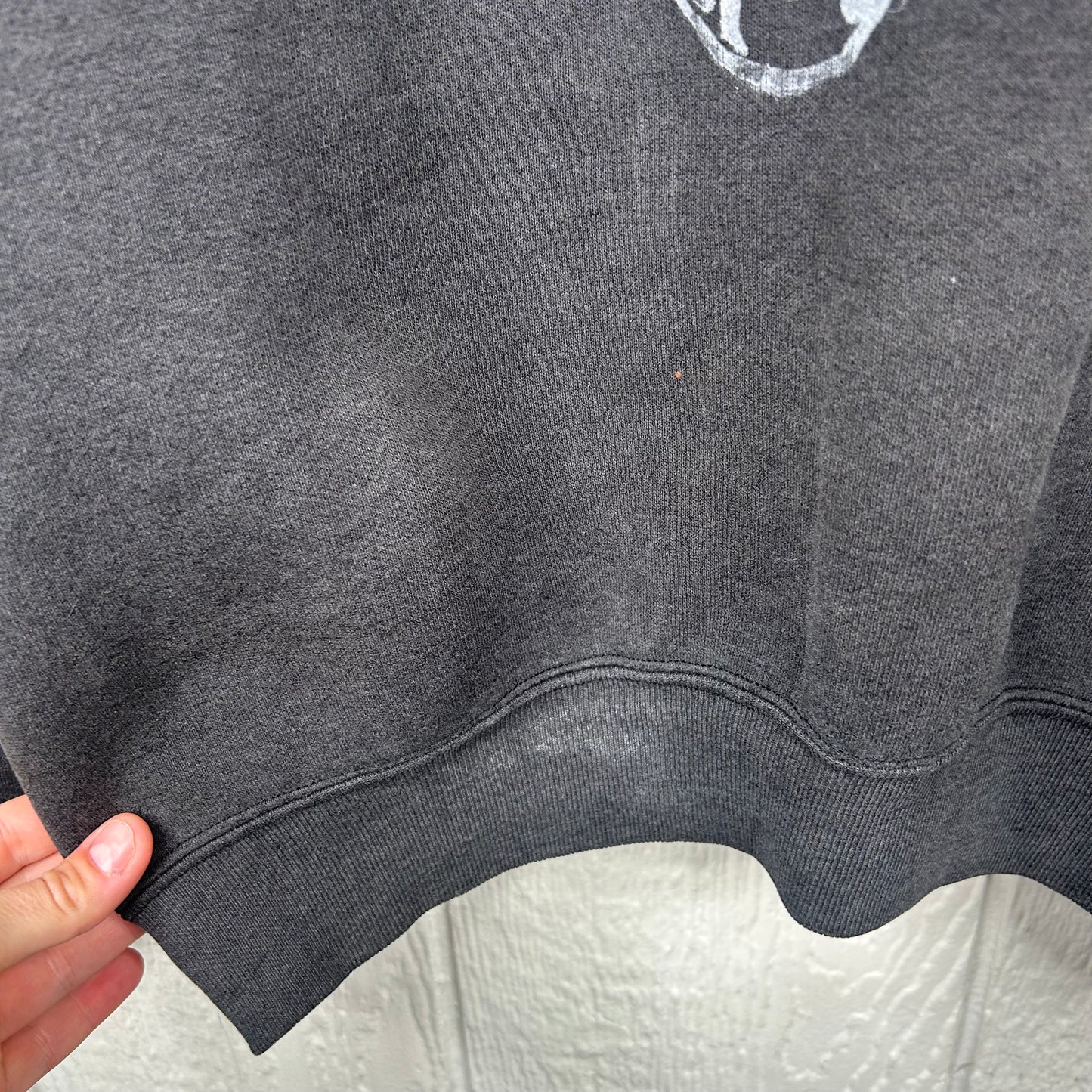 Vintage Faded Black Old School Screen Printed Crewneck (L)