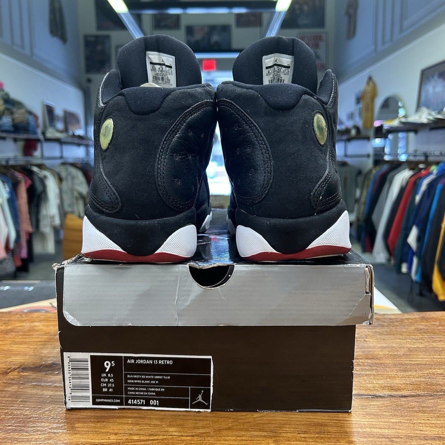 Size 9.5 - Air Jordan 13 Retro 2011 Playoff