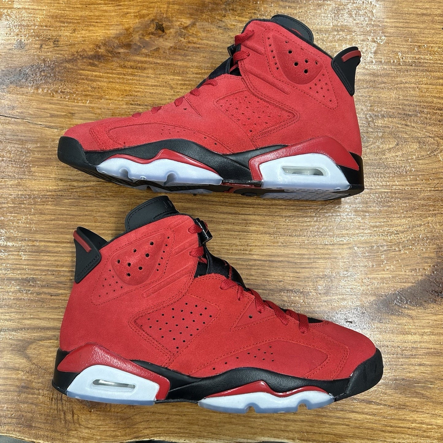 Size 9.5 - Jordan 6 Retro Toro Bravo