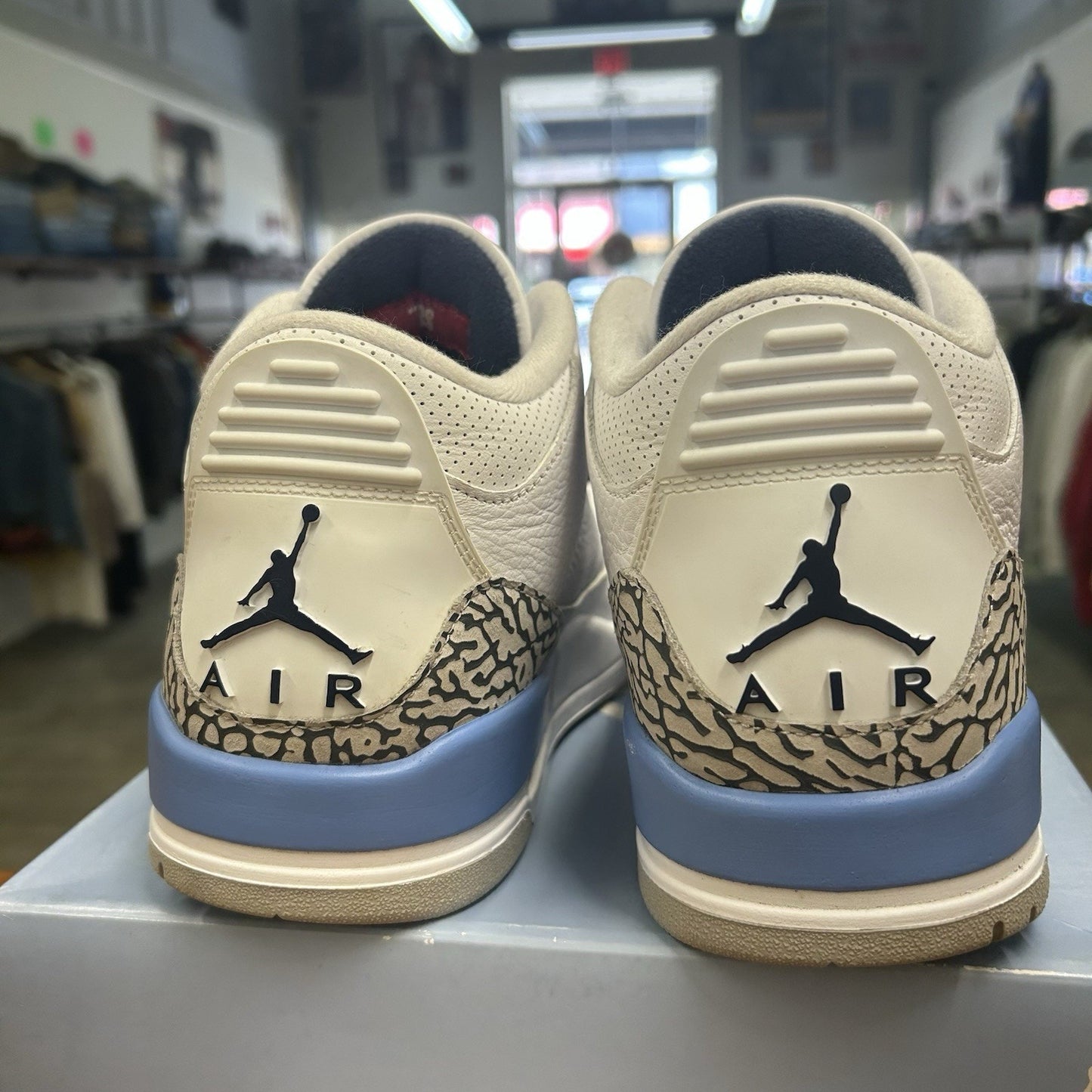Size 10.5 - Jordan UNC