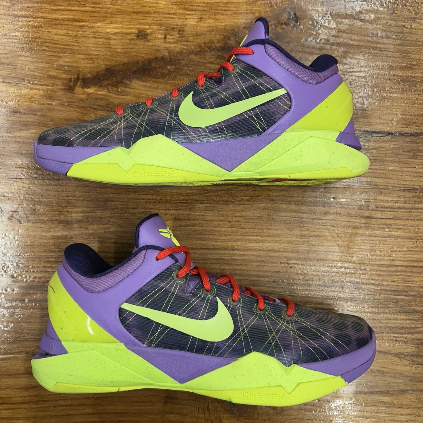Size 10 - Nike Zoom Kobe 7 Supreme Christmas