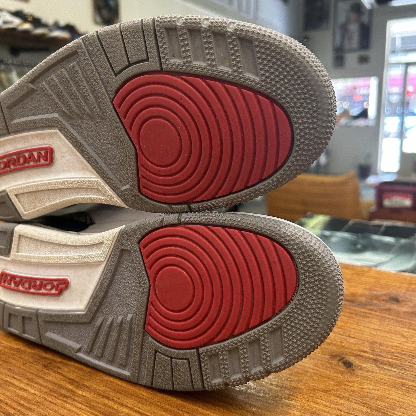 Size 9.5 - Air Jordan 3 Retro 2011 True Blue