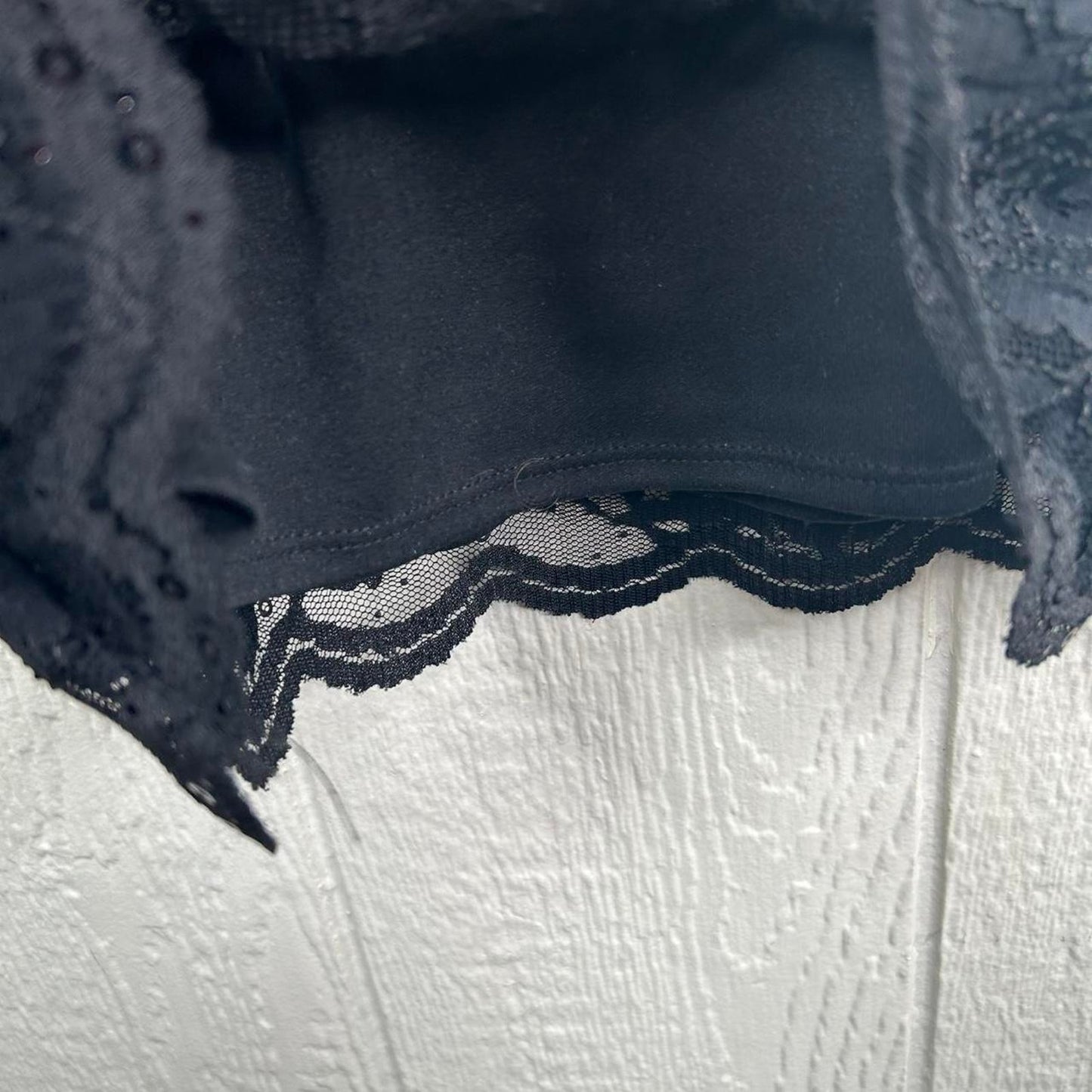 Vintage 90’s Black Sparkly Lace Halter Top (S)