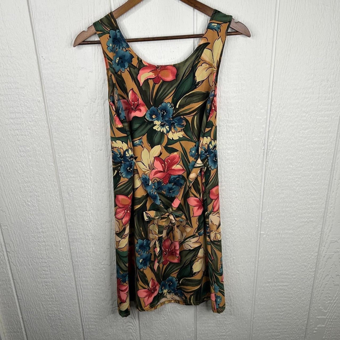 Vintage Island Girl Hawaiian Style Floral Dress (XS)