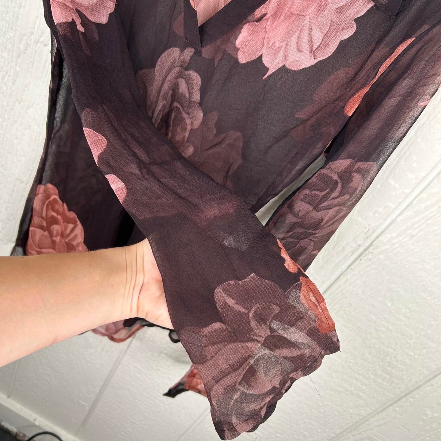 90’s Sheer Rose Pattern Whimsygoth Long Sleeve Blouse (L)