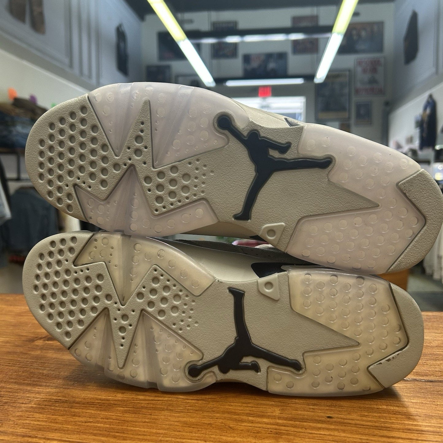 Size 10.5 - Jordan 6 Georgetown