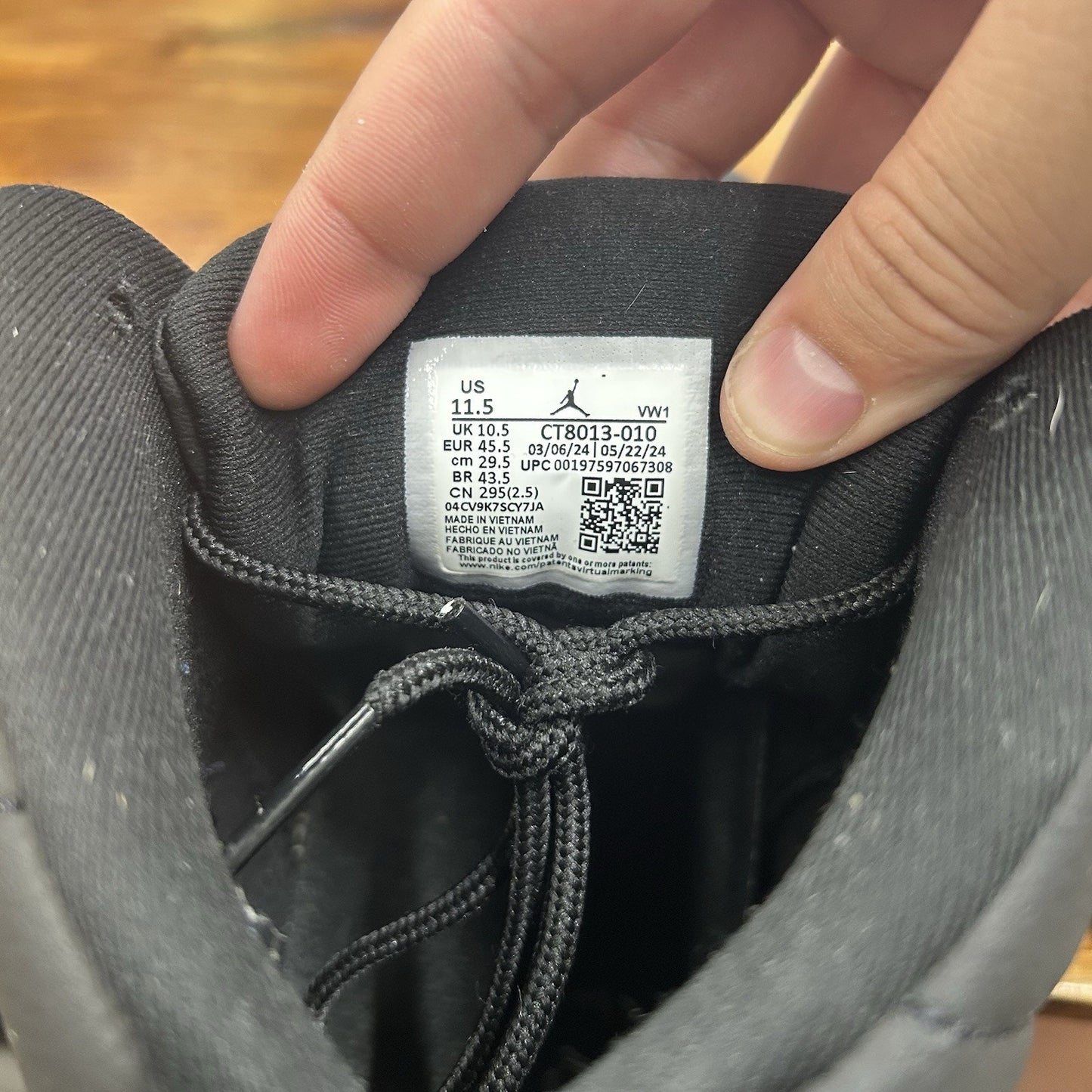 Size 11.5 - Air Jordan 12 Retro Barons Lightly Worn OG All