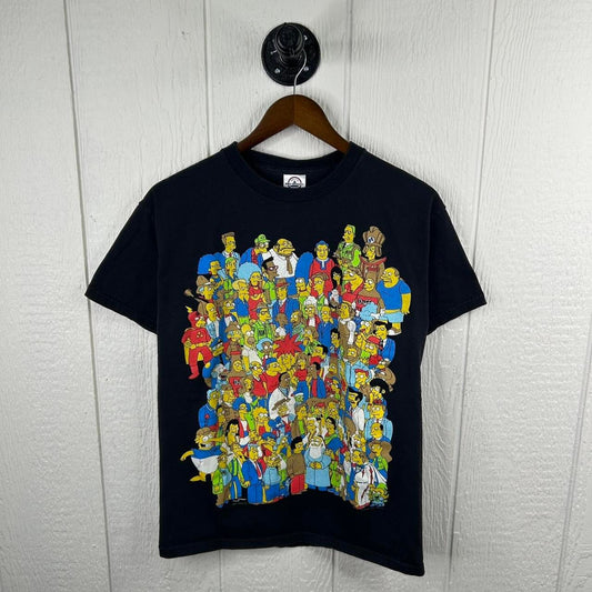 Vintage 90’s The Simpsons Characters Giant Print Tee (M)