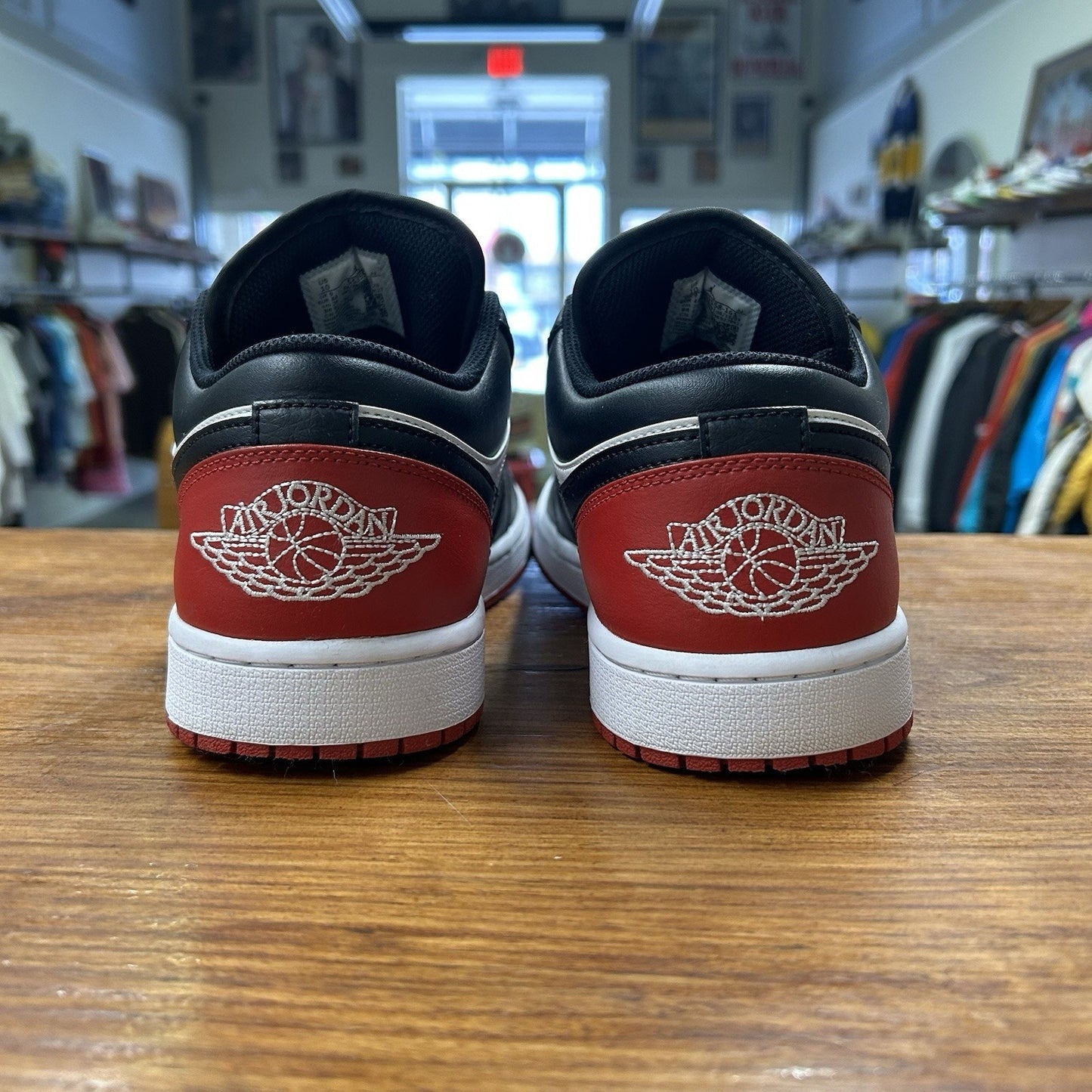 Jordan 1 Low Bred Toe - Used - 10 Men's