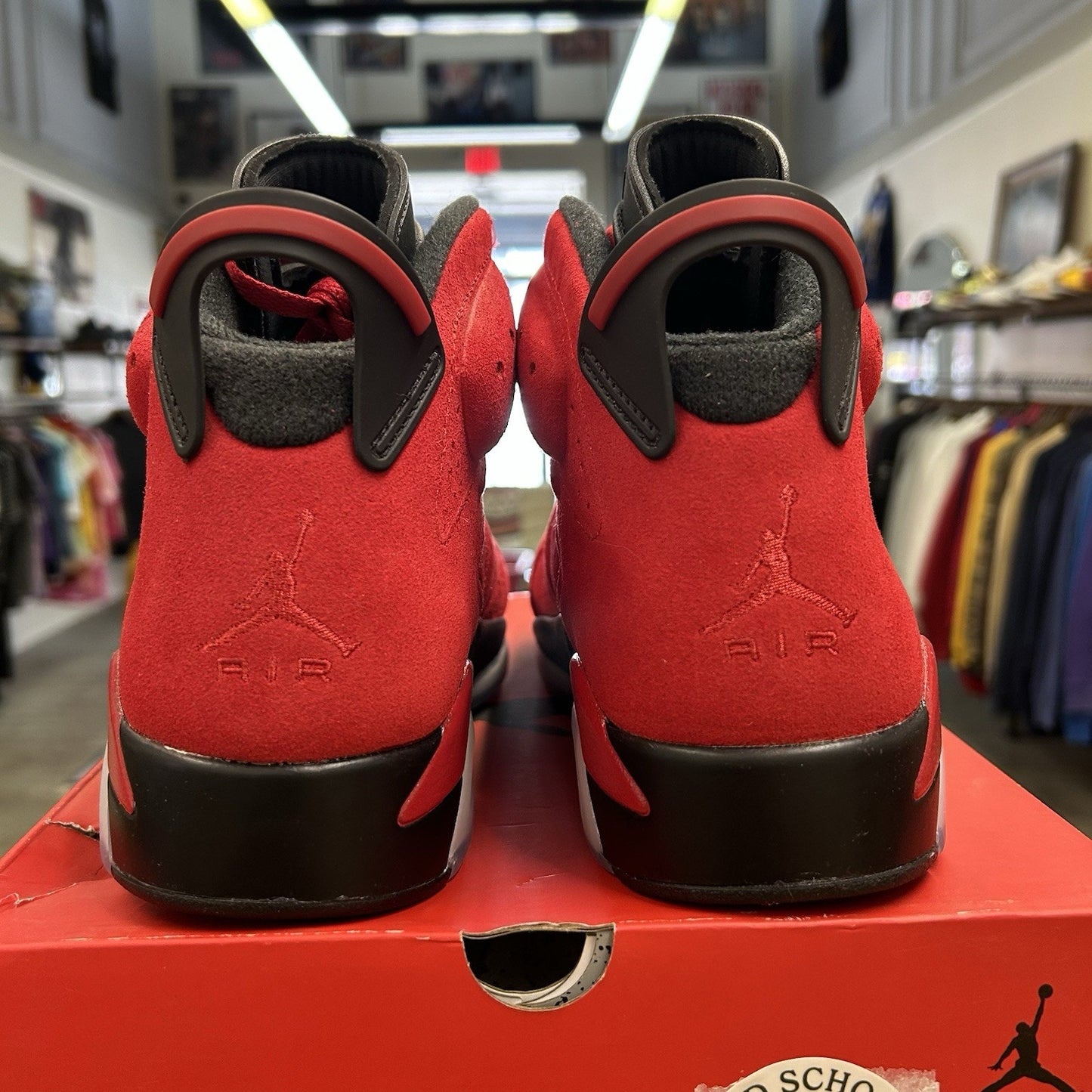 Size 9.5 - Jordan 6 Retro Toro Bravo