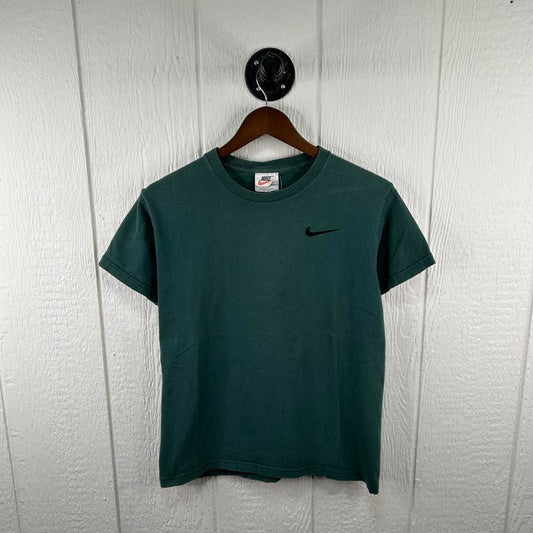 Vintage 90’s Forest Green Nike Streetwear Tee (M)
