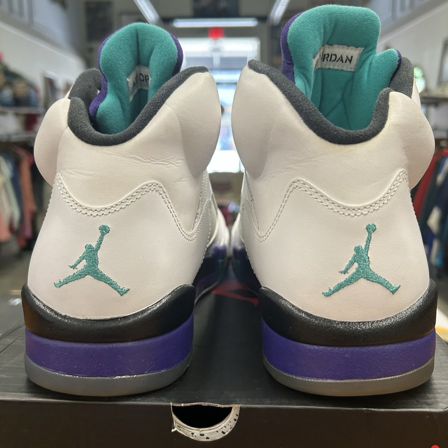 Size 10 - Jordan 5 Retro Grape 2013